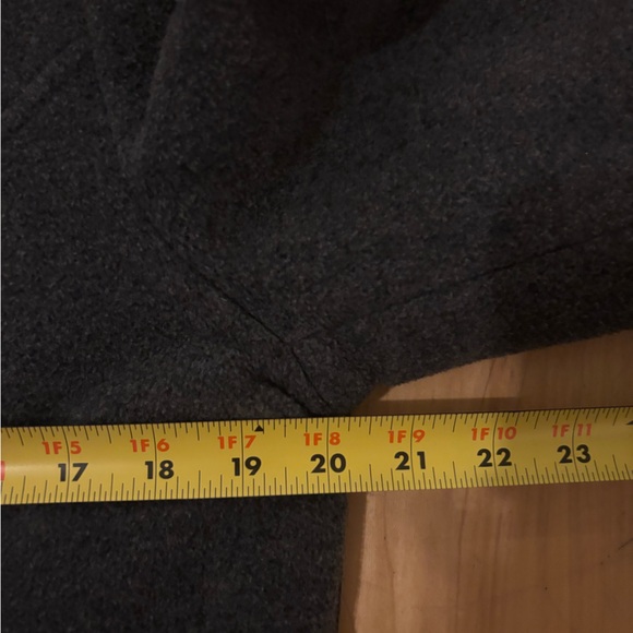 Lambswool & Cashmere Grey Classic Button Front Coat w/ Pockets Size 10P - Picture 6 of 8